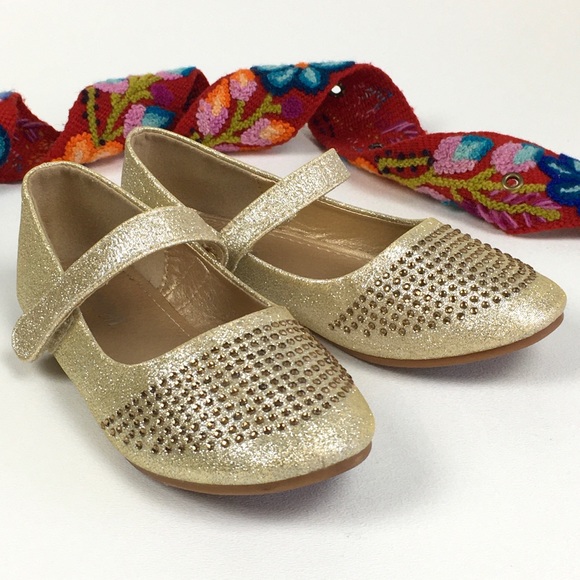 girls gold mary jane shoes